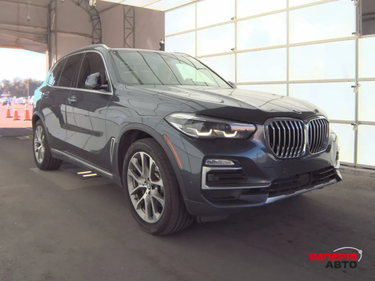BMW X5 - фото 2
