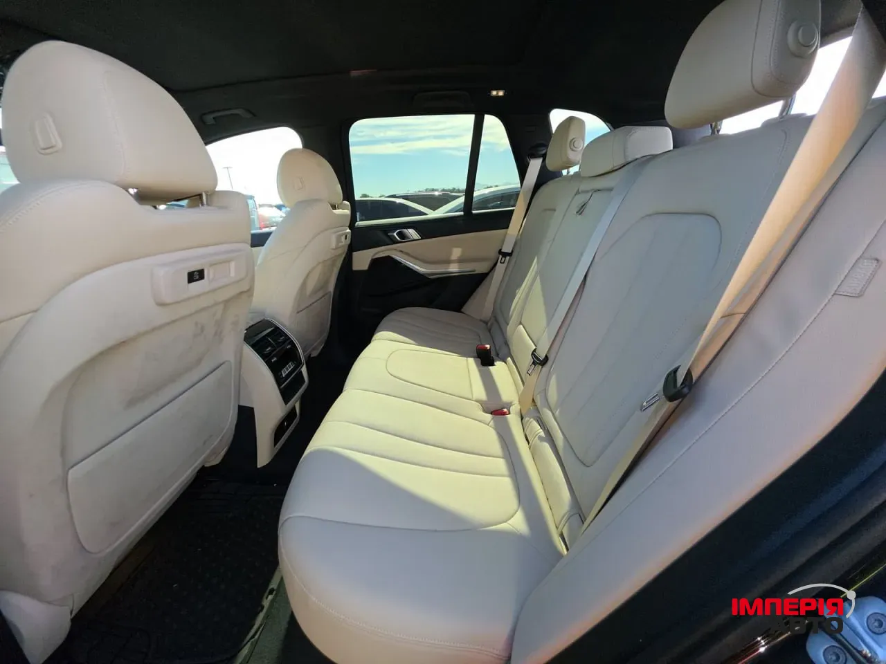 BMW X5 - фото 10