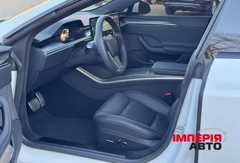 Tesla Model S - фото 7