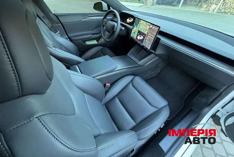 Tesla Model S - фото 10