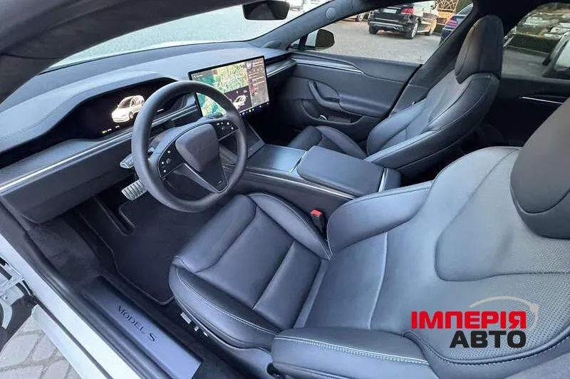 Tesla Model S - фото 8
