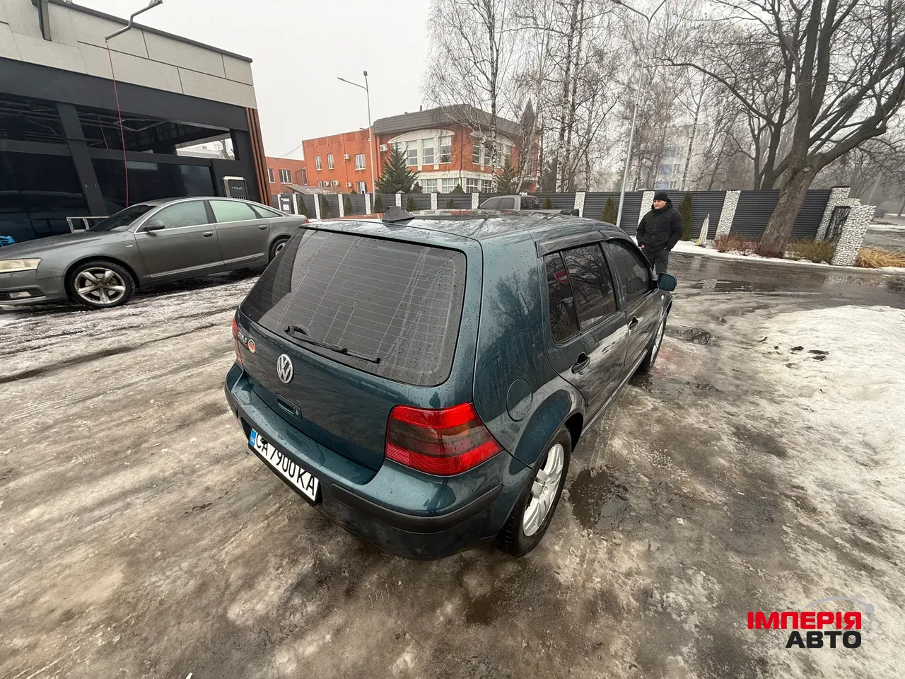 Volkswagen Golf - фото 3