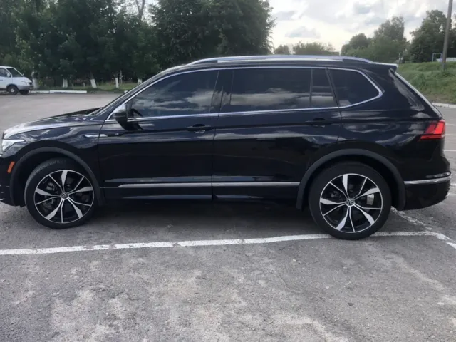 Volkswagen Tiguan R - фото 5