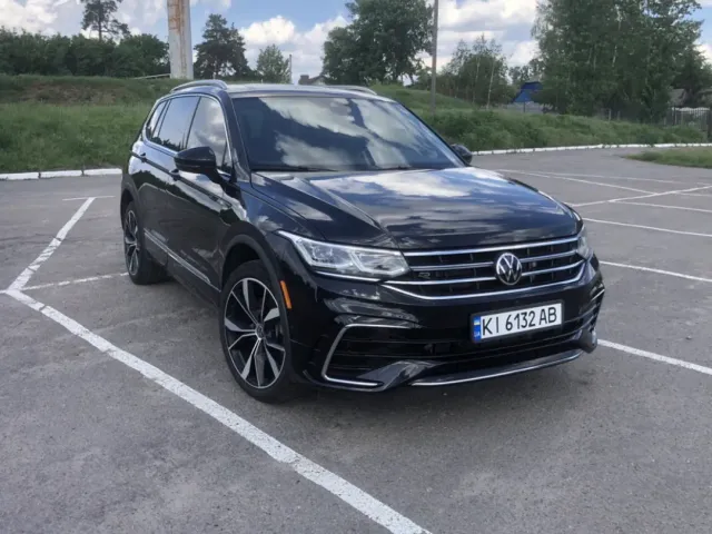 Volkswagen Tiguan R - фото 1