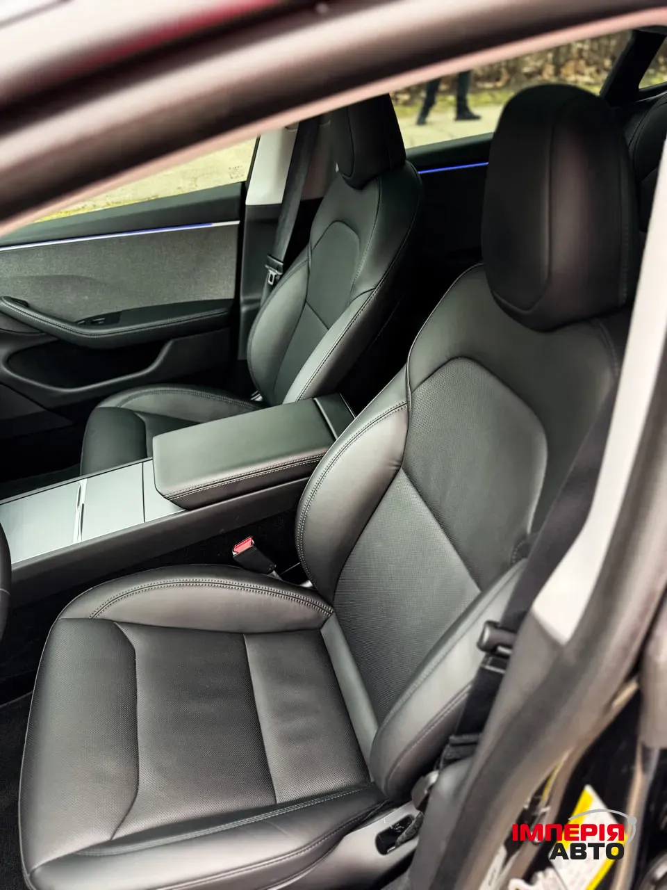 Tesla Model 3 - фото 16