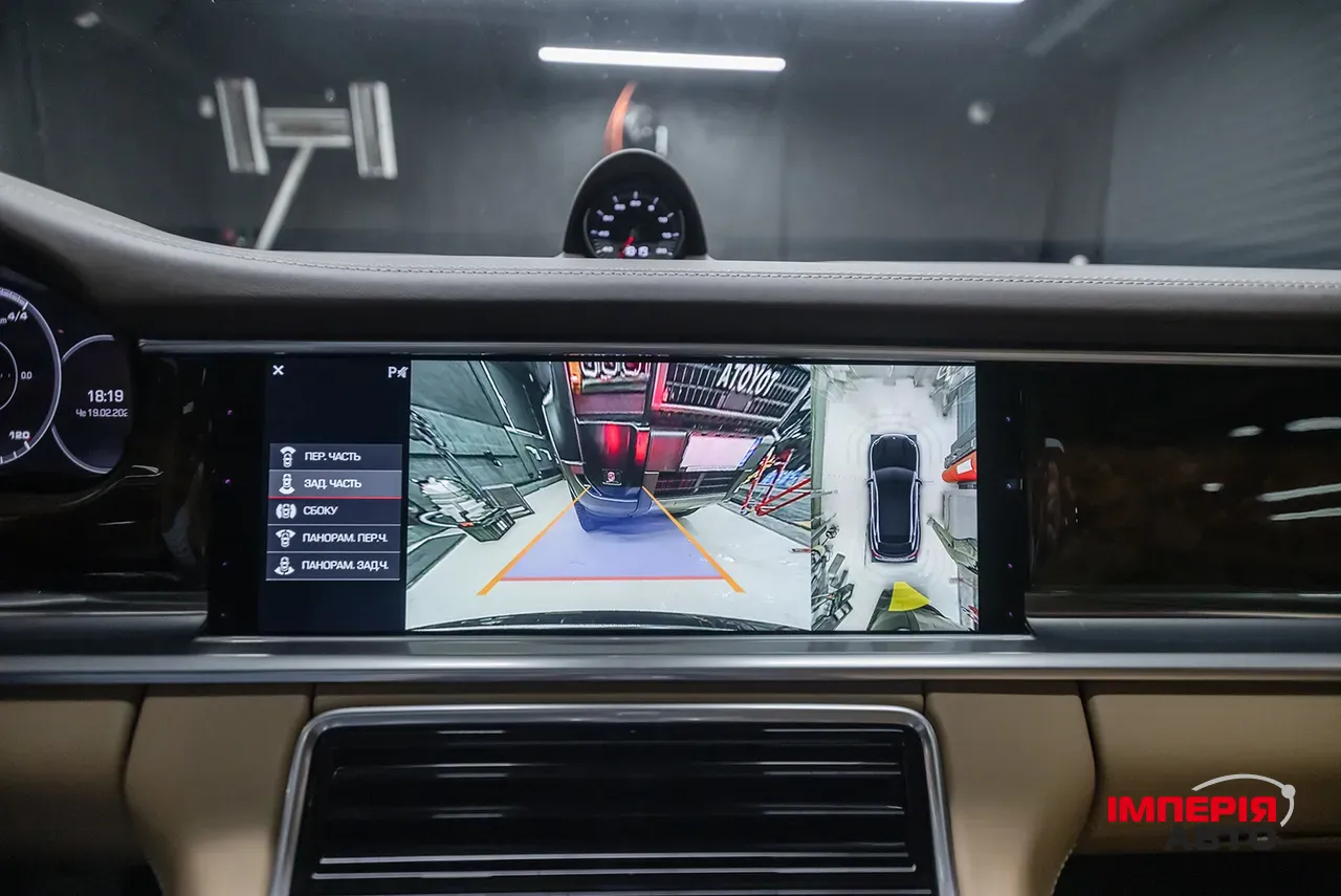 Porsche Panamera - фото 15