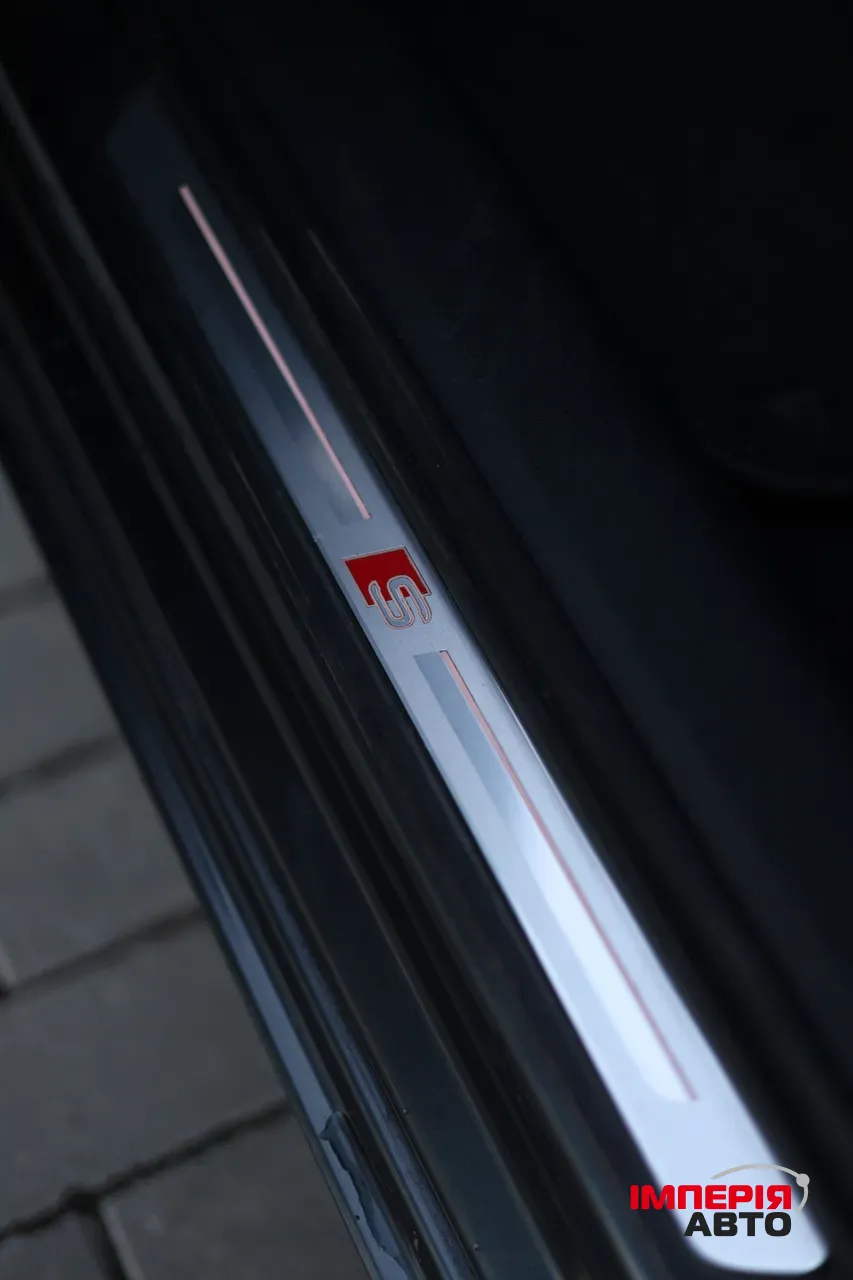 Audi A6 - фото 12