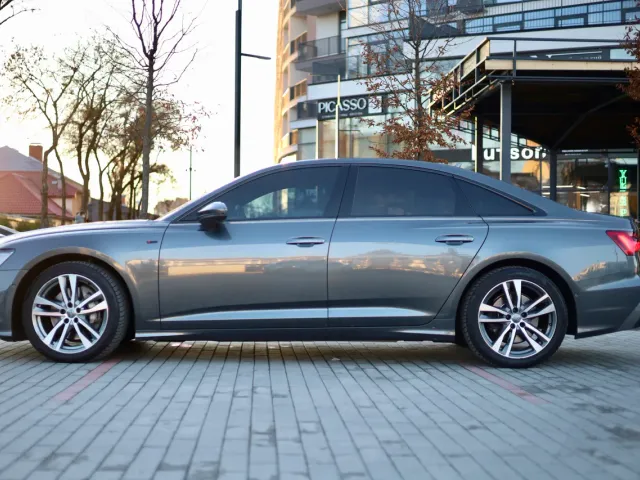 Audi A6 - фото 2