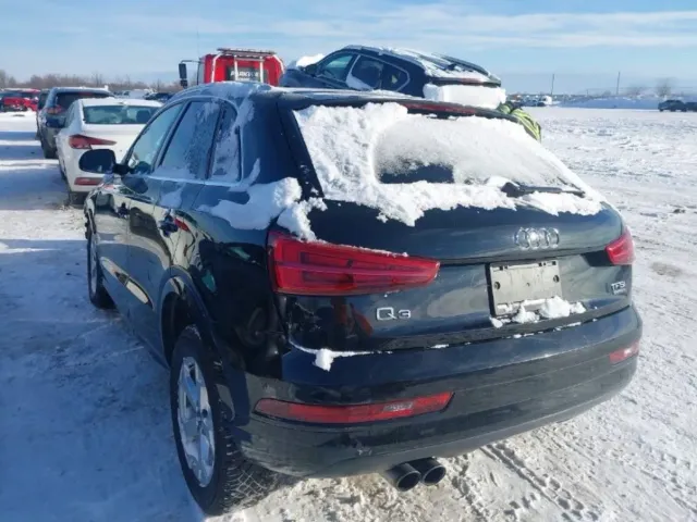 Audi Q3 - фото 3