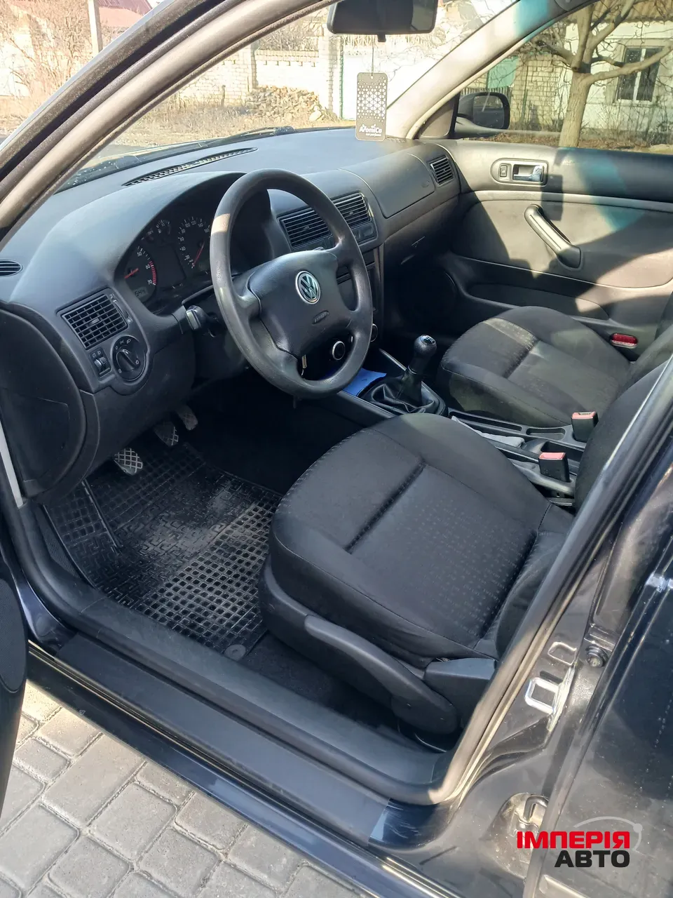 Volkswagen Golf - фото 6