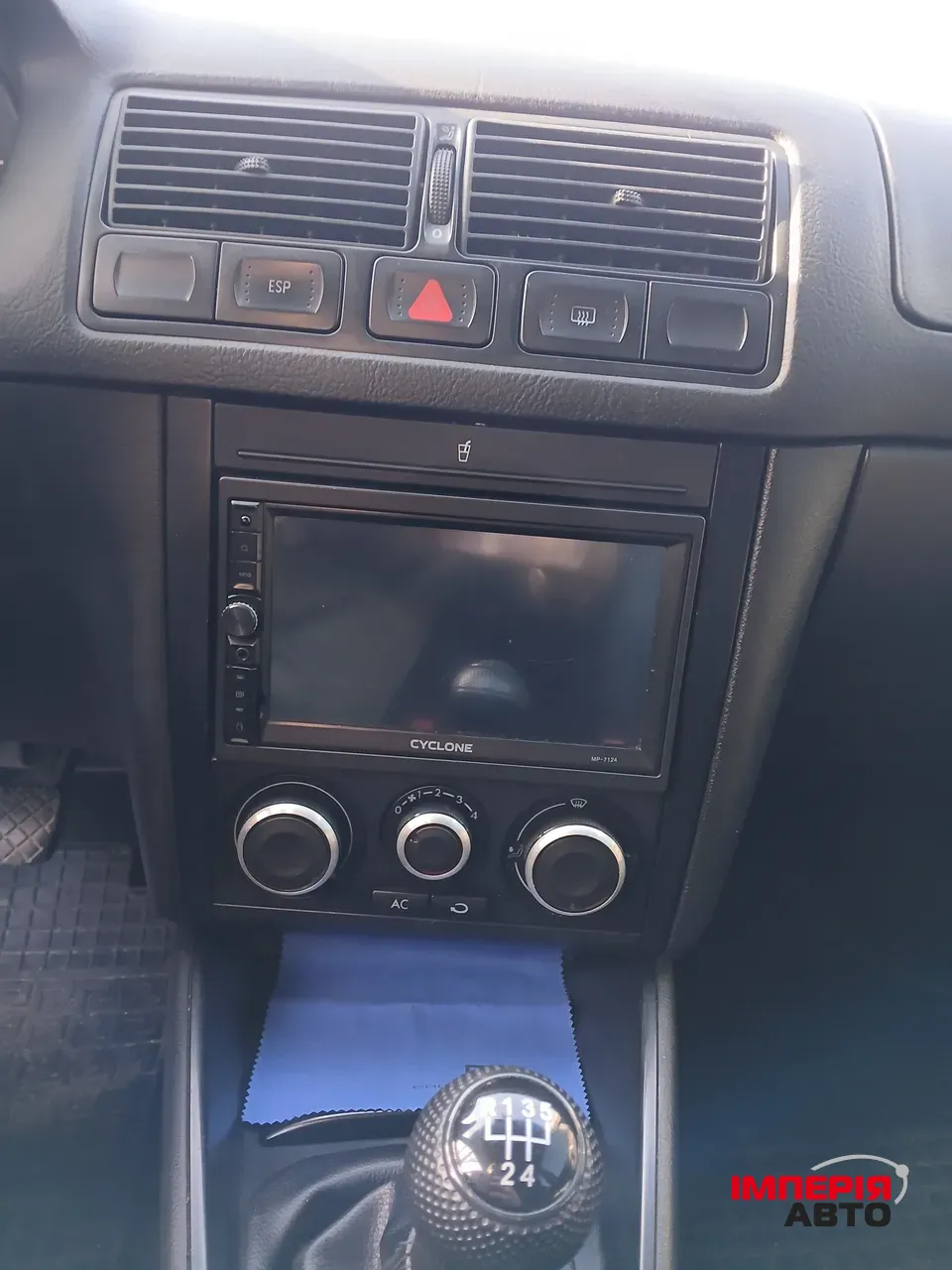 Volkswagen Golf - фото 7