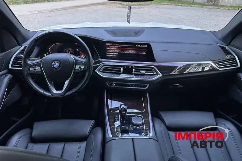 BMW X5 - фото 7