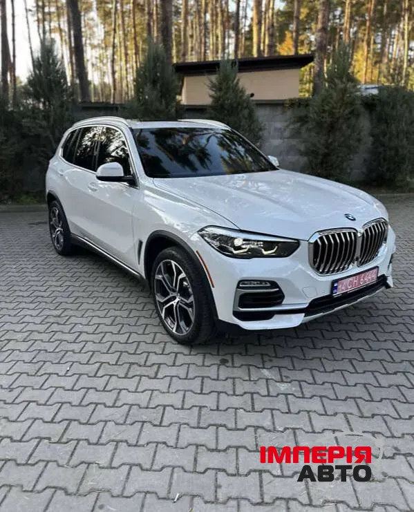 BMW X5 - фото 1