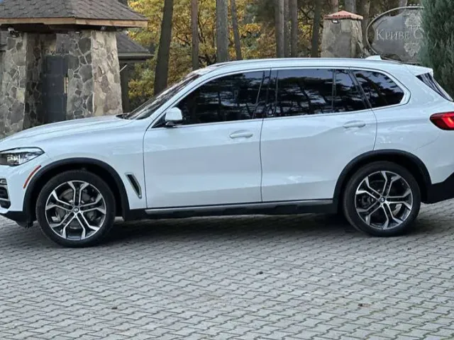 BMW X5 - фото 4