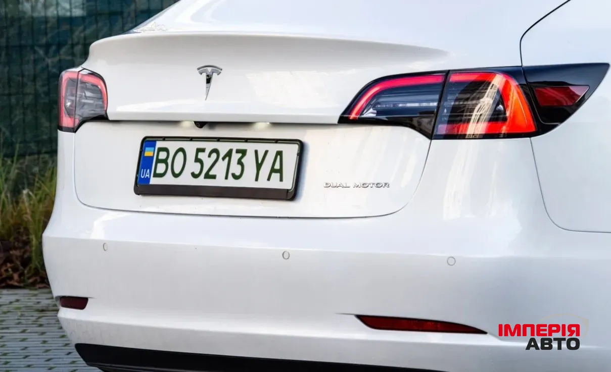 Tesla Model 3 - фото 5