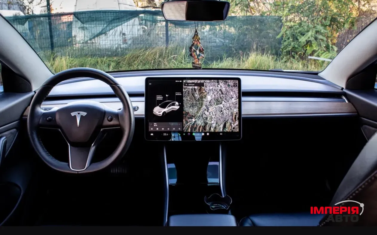 Tesla Model 3 - фото 8