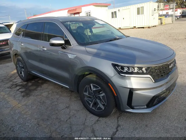 Kia Sorento - фото 1