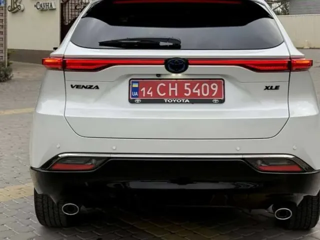 Toyota Venza - фото 5