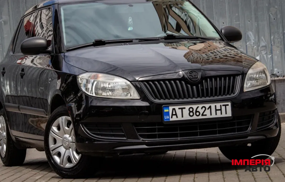 Skoda Fabia - фото 2