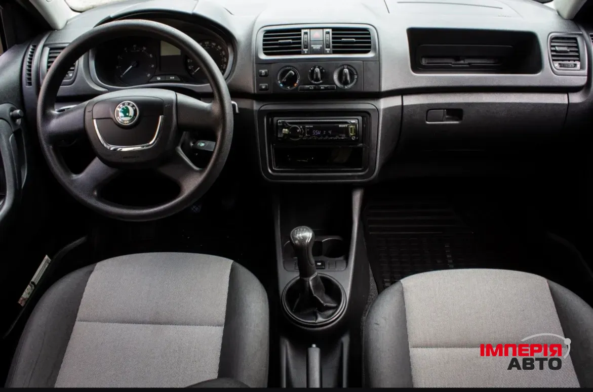 Skoda Fabia - фото 7
