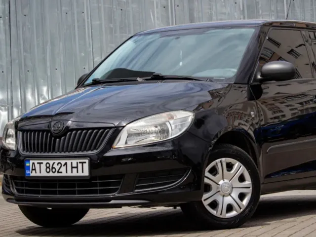 Skoda Fabia - фото 1