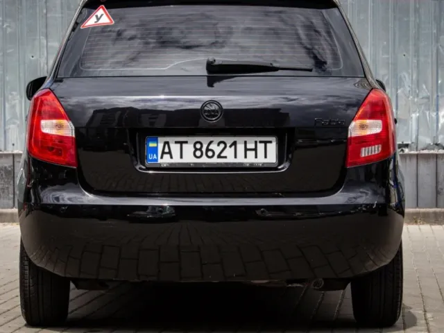 Skoda Fabia - фото 3