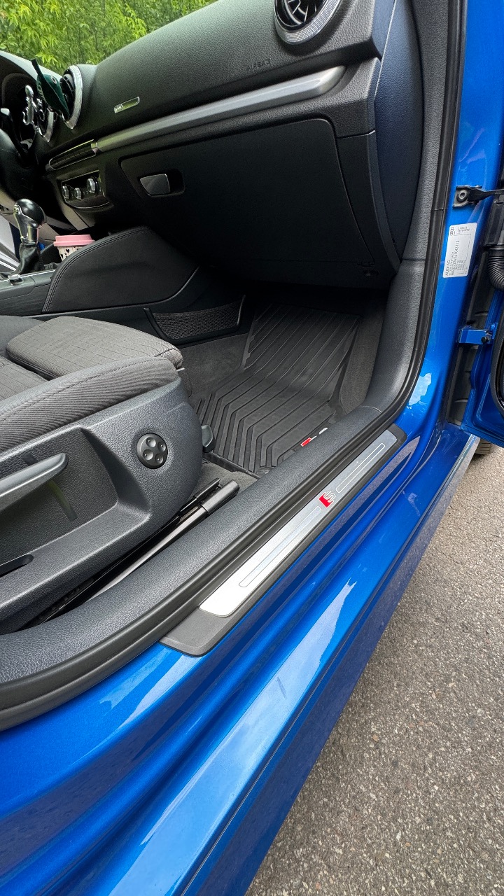 Audi A3 - фото 12