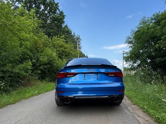Audi A3 - фото 3