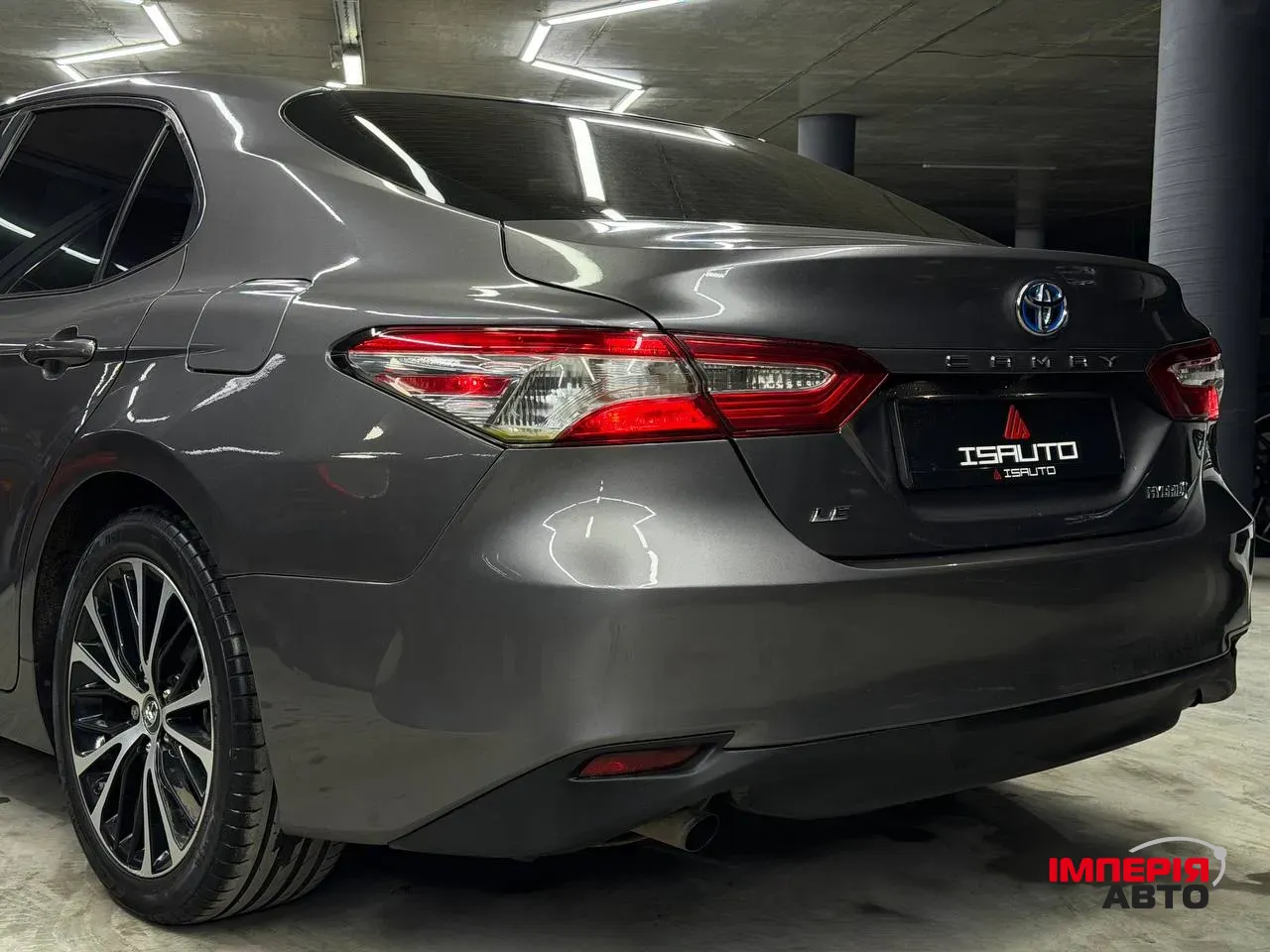 Toyota Camry - фото 6