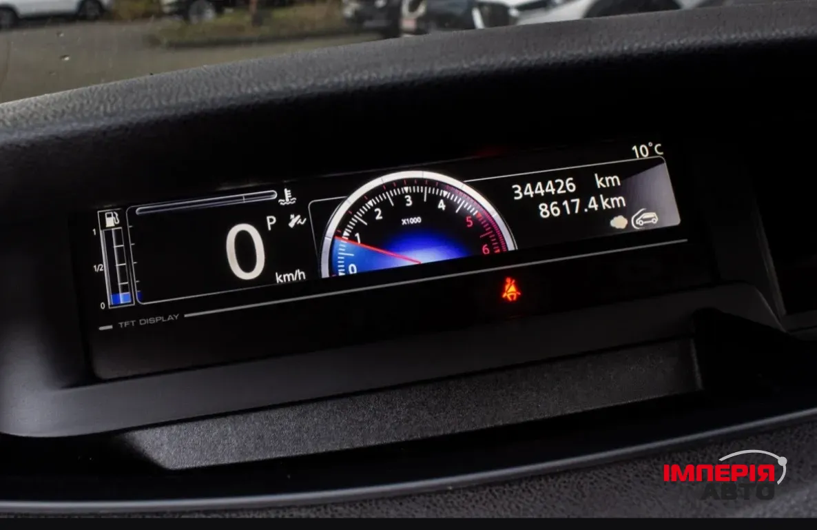 Renault Scenic - фото 11