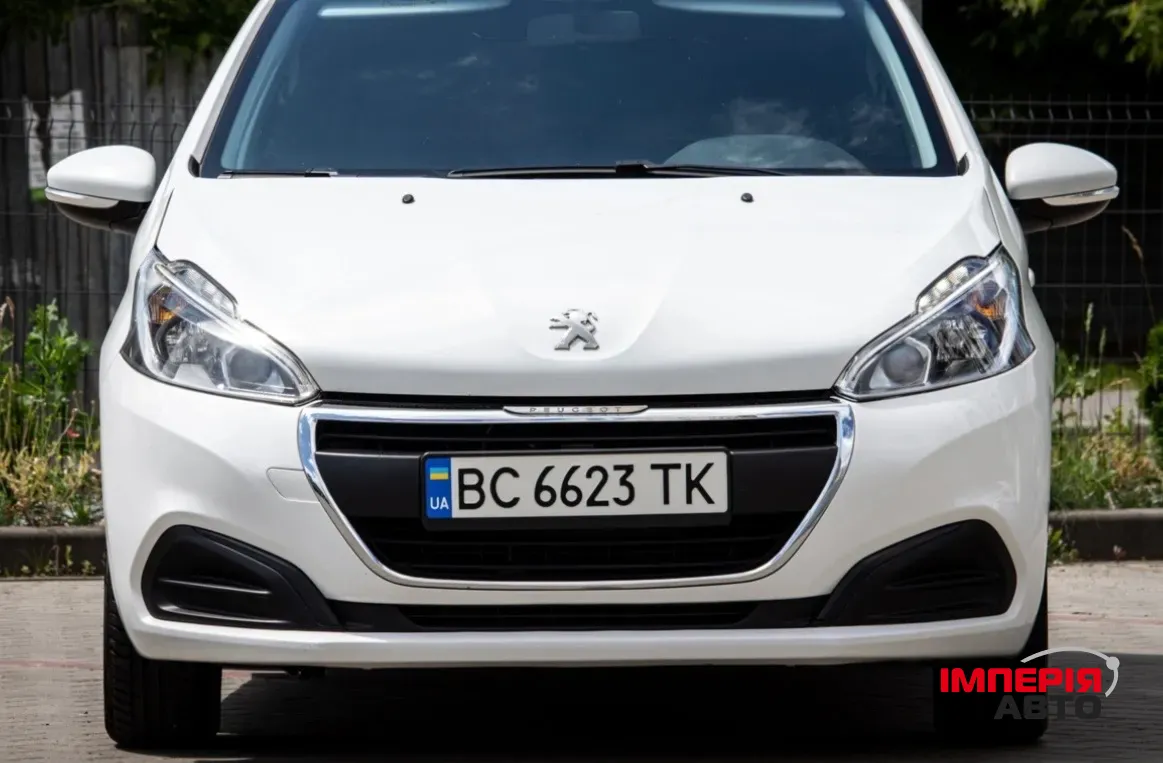 Peugeot 208 - фото 3