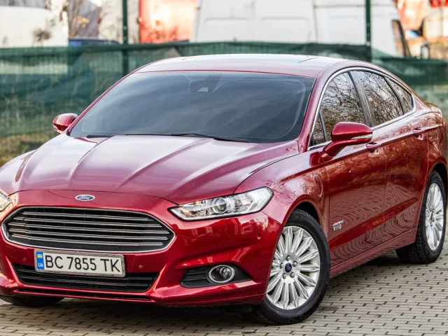 Ford Fusion (North America) - фото 1