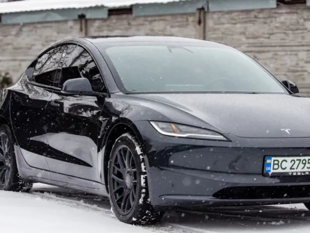 Tesla Model 3 - фото 4