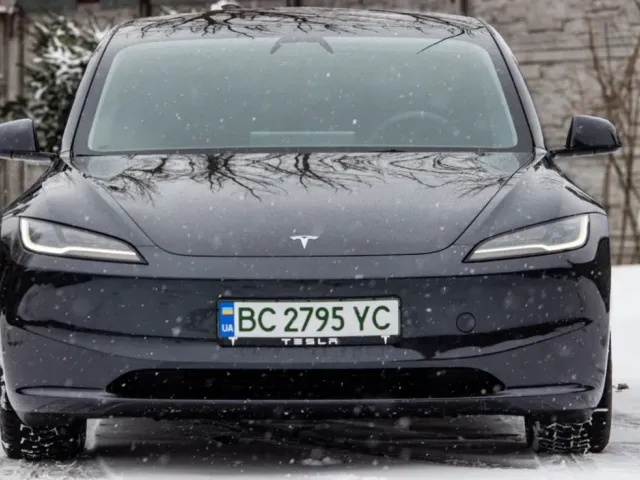 Tesla Model 3 - фото 3