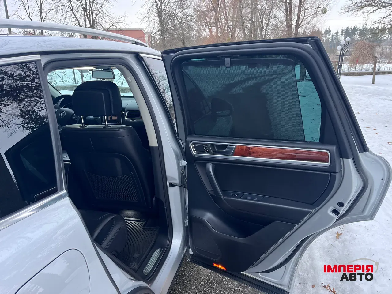 Volkswagen Touareg - фото 41