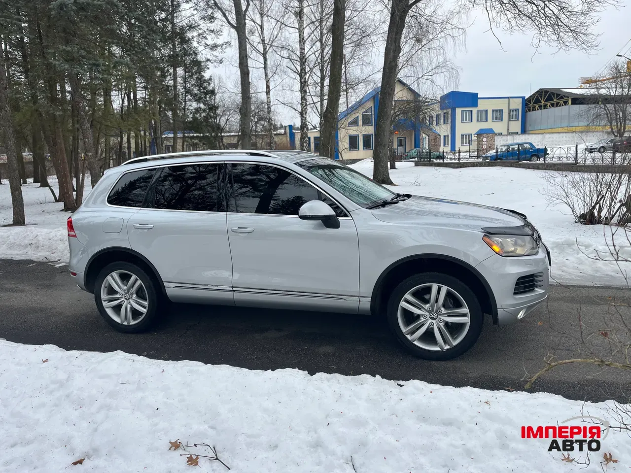 Volkswagen Touareg - фото 17