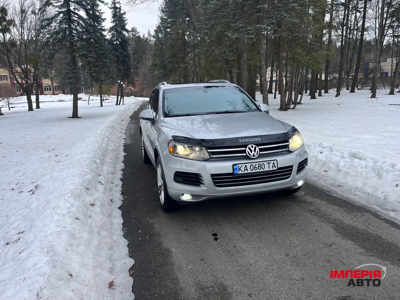Volkswagen Touareg - фото 1