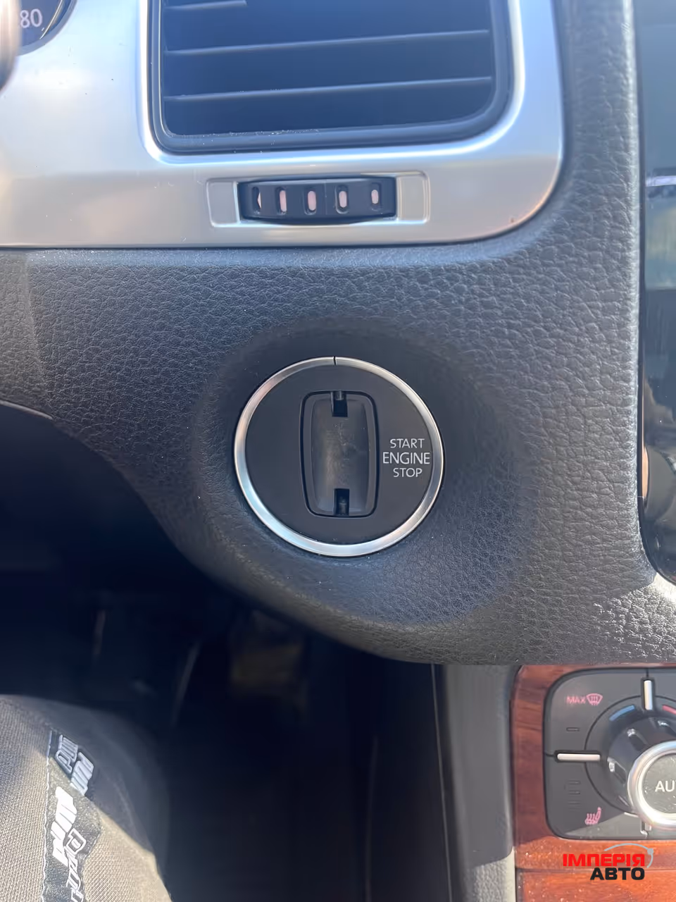 Volkswagen Touareg - фото 46