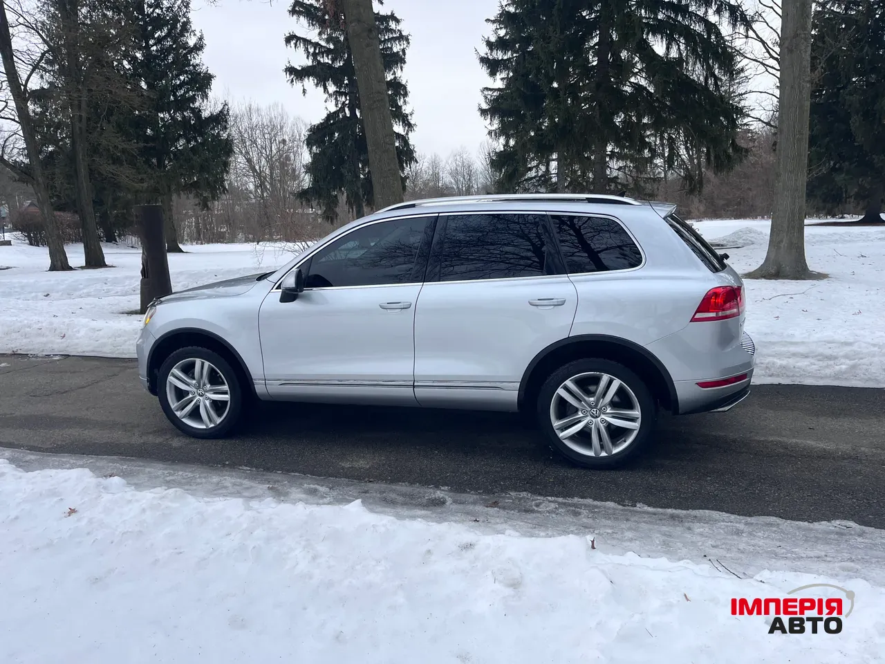 Volkswagen Touareg - фото 22
