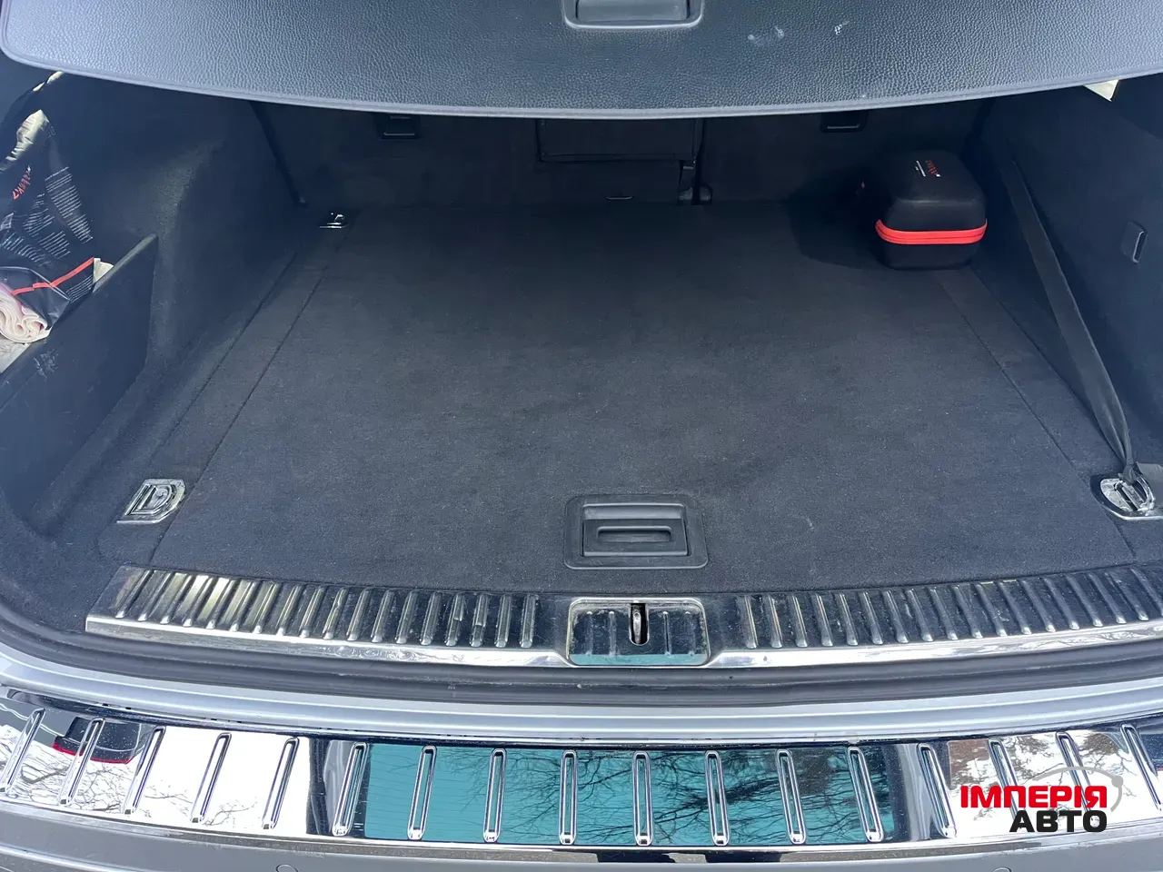 Volkswagen Touareg - фото 42