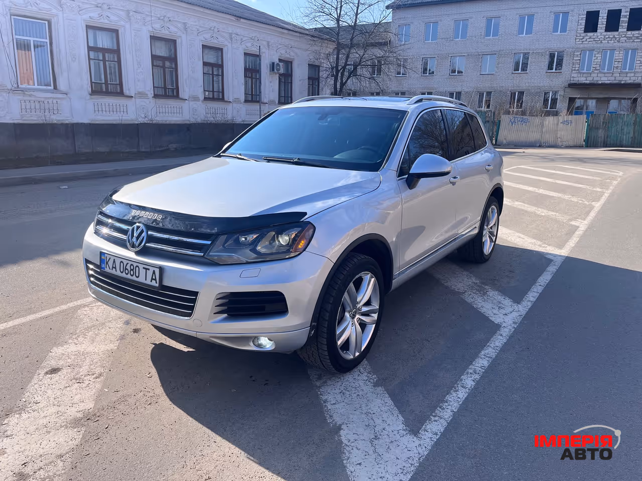 Volkswagen Touareg - фото 3