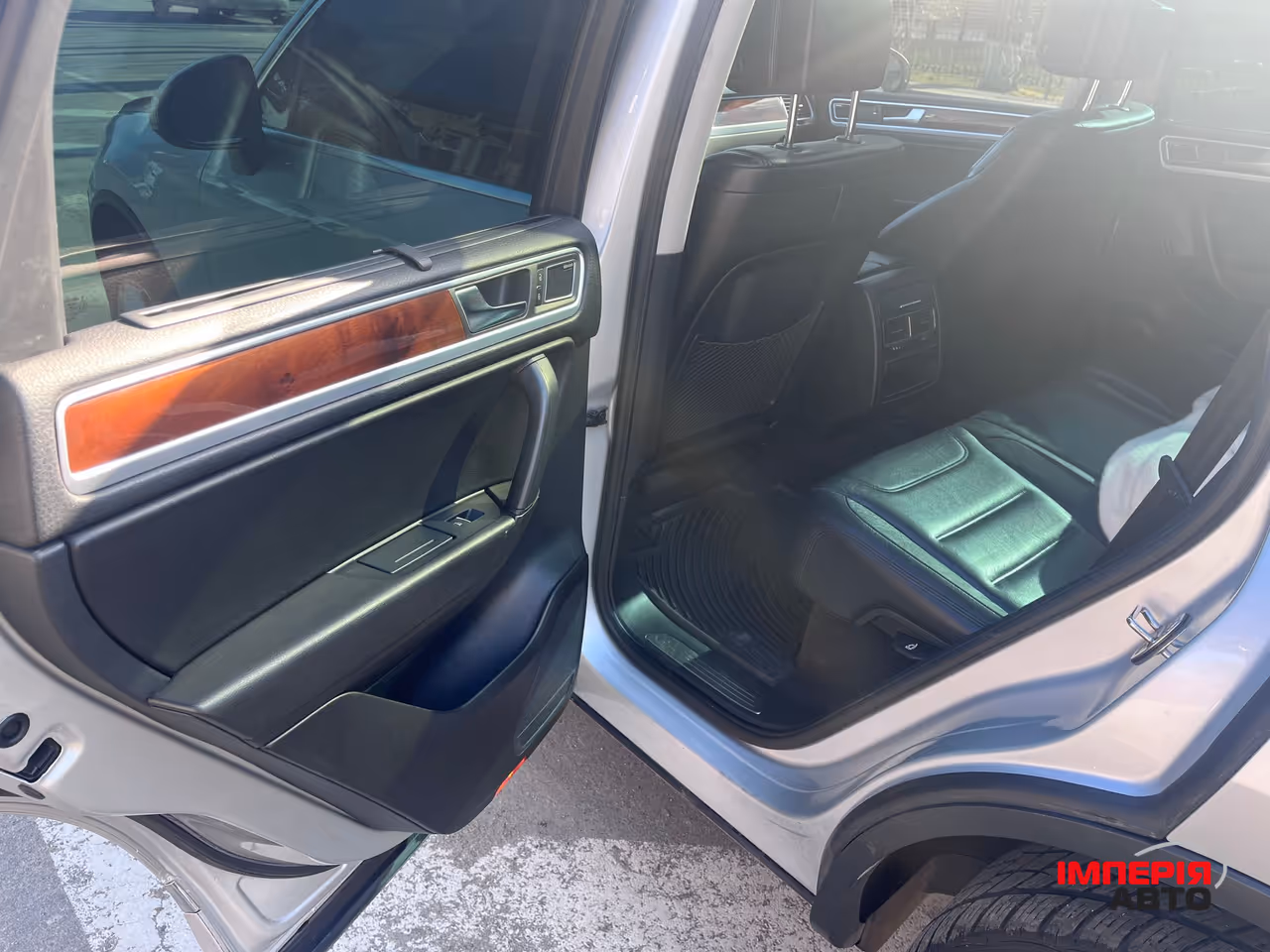 Volkswagen Touareg - фото 32