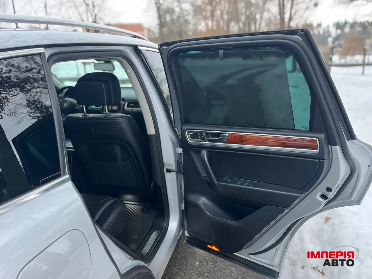 Volkswagen Touareg - фото 38