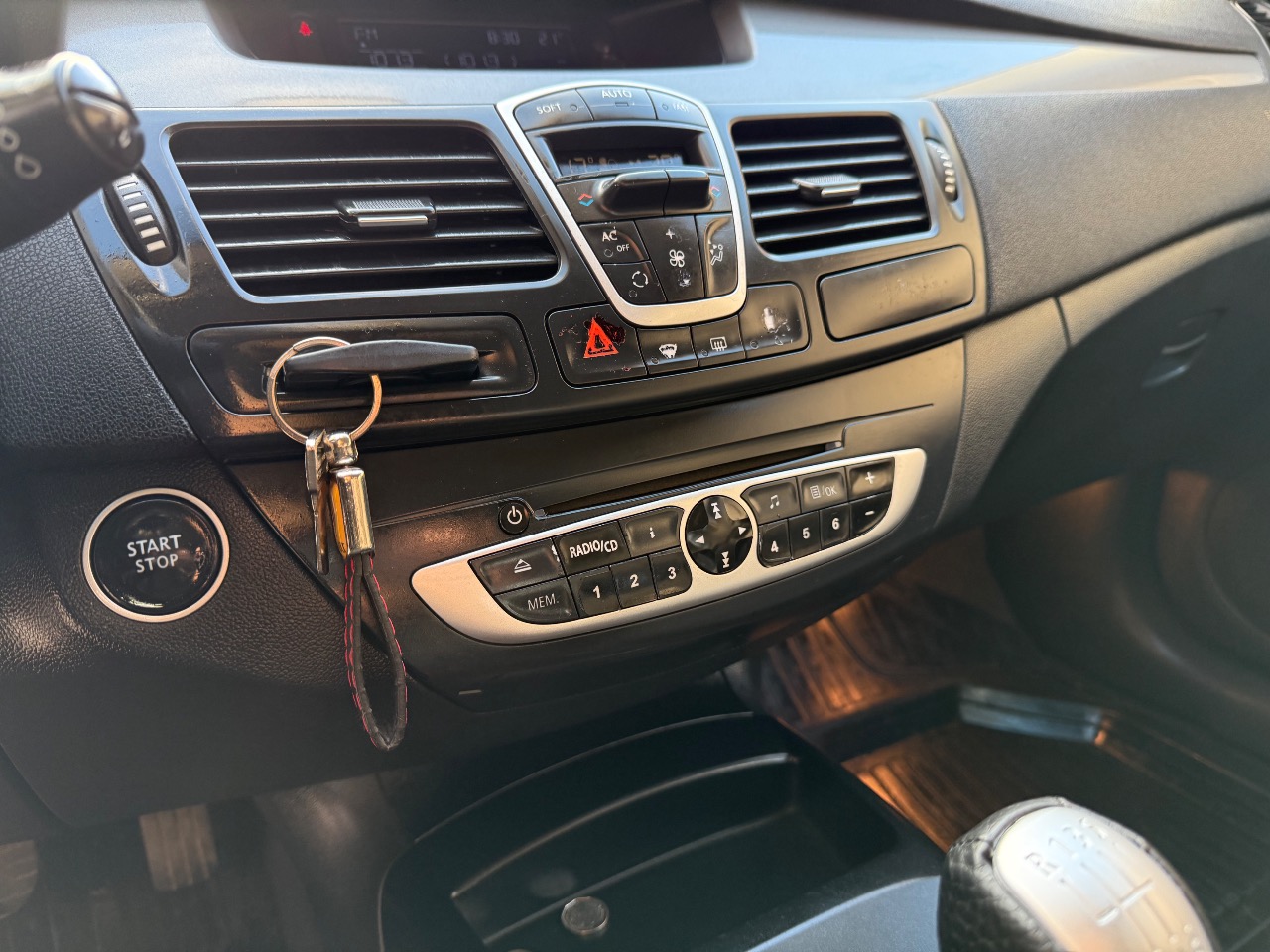 Renault Laguna - фото 3