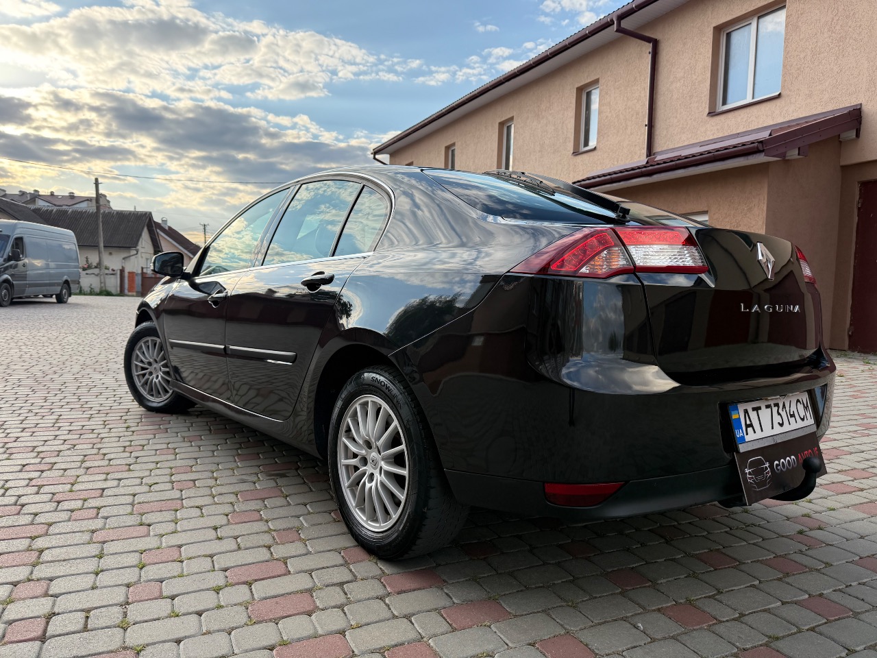 Renault Laguna - фото 8