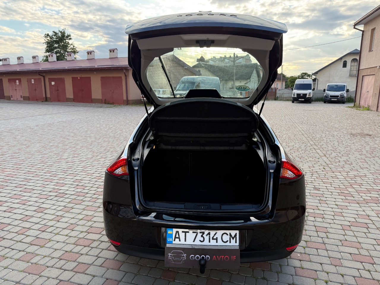 Renault Laguna - фото 4