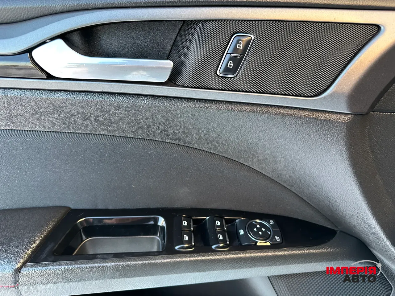 Ford Fusion (North America) - фото 17