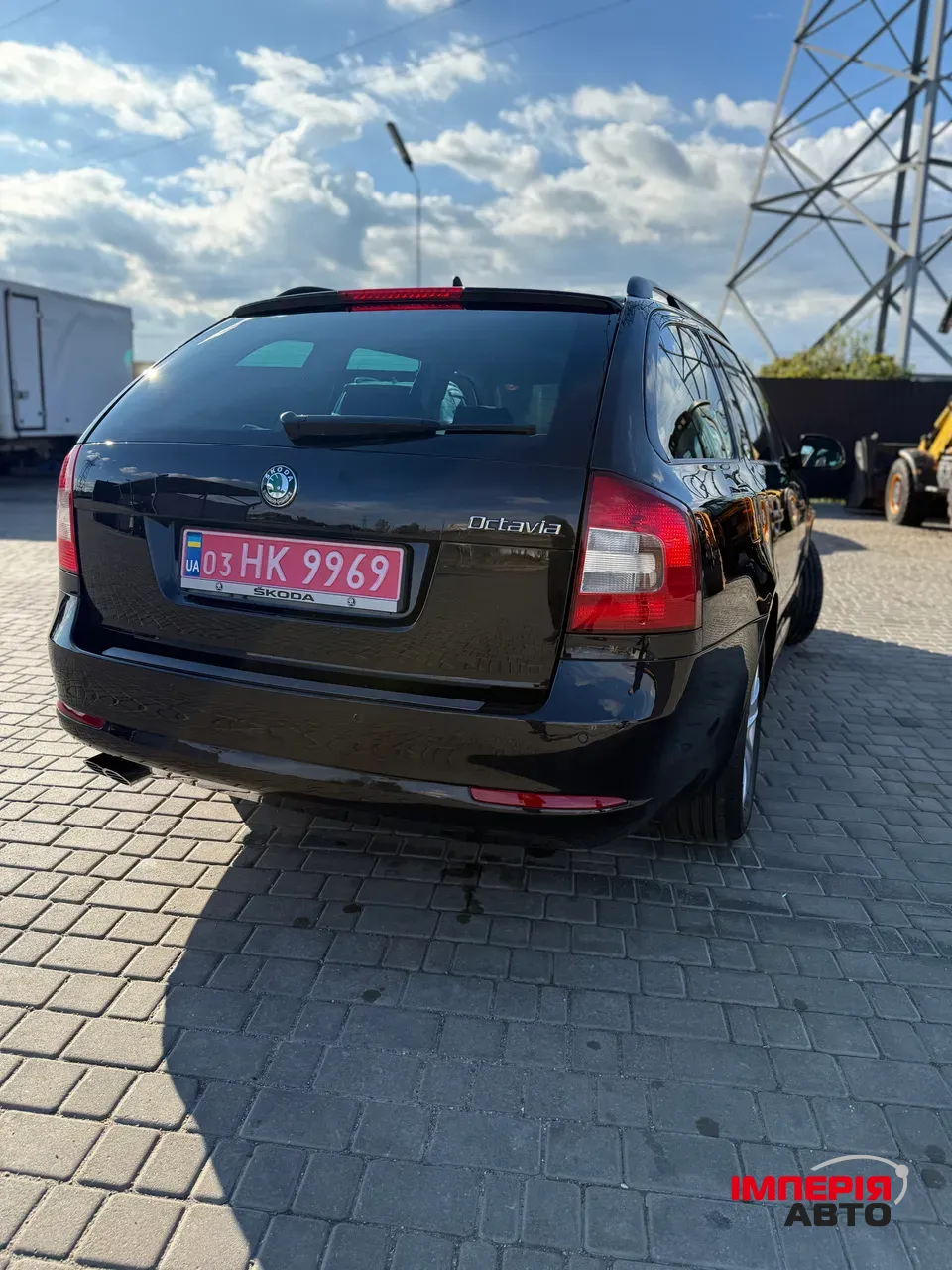 Skoda Octavia - фото 3