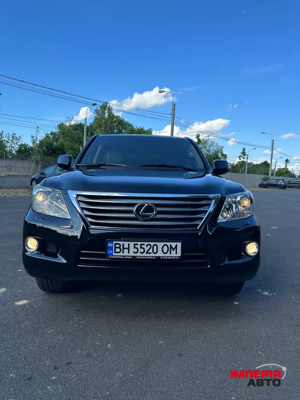 Lexus LX - фото 2