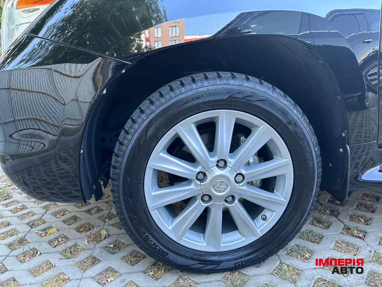 Lexus LX - фото 13